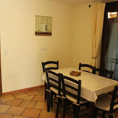 Vanii, Apartamento Rust
