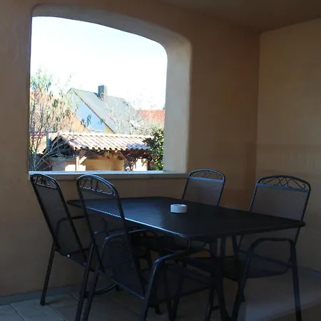 Vanii, * Rust