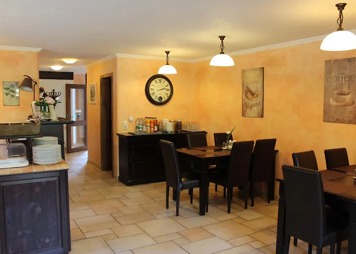 Vanii, Appartement Rust