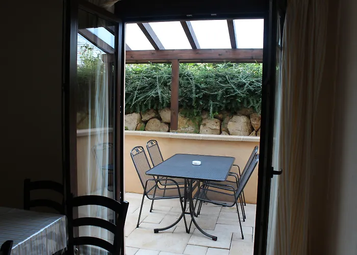 Vanii, Appartement *