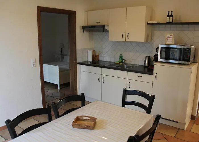 Vanii, Appartement *